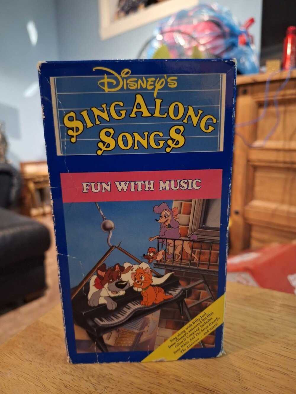 VTG Disney Sing Along Songs Fun With Music VHS Tape 1989 Oliver & Company Vol 5